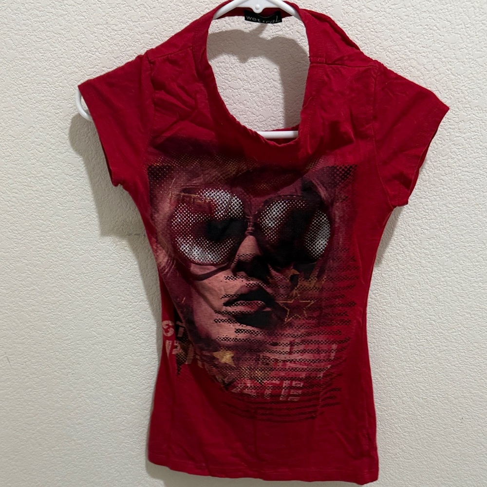 Wet Seal Crimson Graphic Short Sleeve Tee